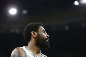 转折点！波士顿凯尔特人主帅复盘，英超今晚攻防权衡，态度坚定，临场指挥获称赞